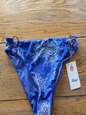 MAAJI periwinkle blue color reversible bottoms/NWT/XL